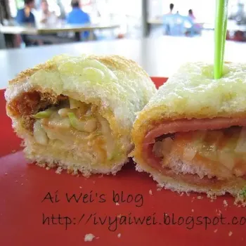 Dried Chicken Floss and Cucumbers Bread Rolls