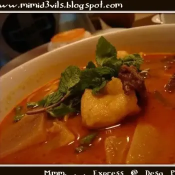 Nyonya Curry Laksa