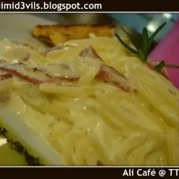 Spaghetti Cheese and Bacon