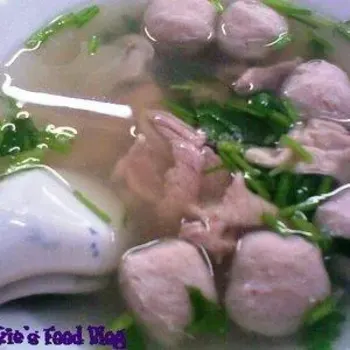 Salted Lettuce Soup