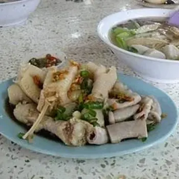 Fishball Noodle, Chicken Legs and Pig Intestines