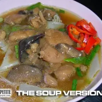 Chicken Mushroon Hor Fun Soup