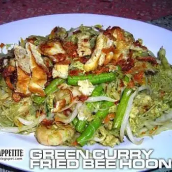 Green Curry Fried Bee Hoon