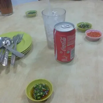 Table Set Up