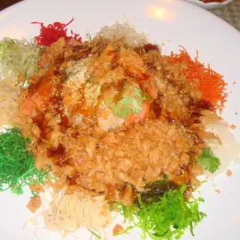 Snow Pear Salmon Yee Sang