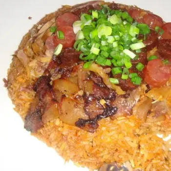 Steamed Rice With Waxed Meat
