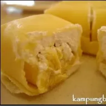 Durian Pancake