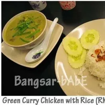 Green Curry Chicken With Rice
