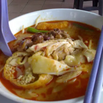 curry laksa with cockles