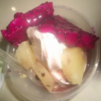 Yogurt Ice Cream With Dragon Fruit And Pineapple