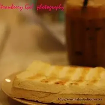 Roti Bakar Kaya Butter and Kopi Ping