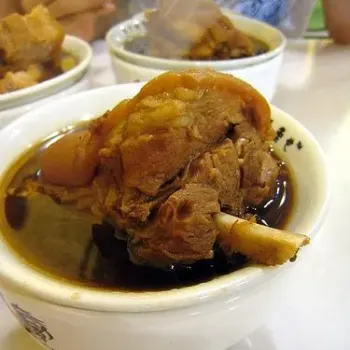 Sui Kut 小骨