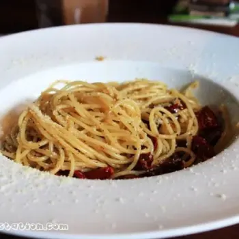 Pasta Alio de Olio (Alio Olio)