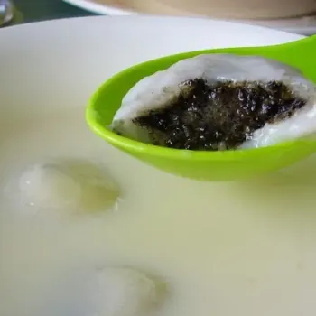 Sesame Rice Ball