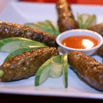 Grilled Beef Around Lemongrass Stick