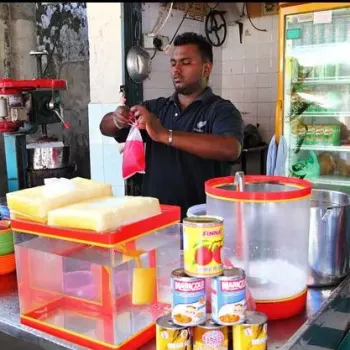 Ais Tingkap Stall