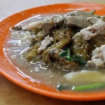 Sar Hor Fun (炒河粉)