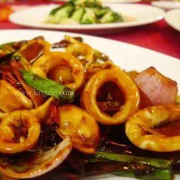 Stir Fried Squid with dried chilli