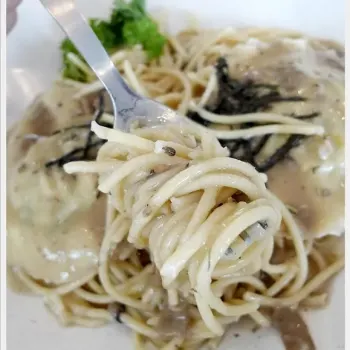 Spaghetti With Special Wanton & Mushroom Sauce