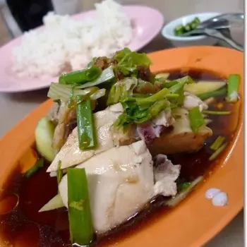 Steamed Chicken with Soy Sauce