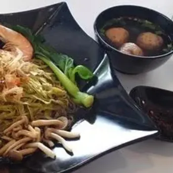 Sea Prawn Dry Noodles