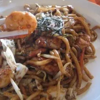 Stir Fried Udon With Seafood