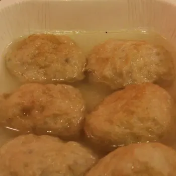 Sangkang Dumpling Soup With Chicken