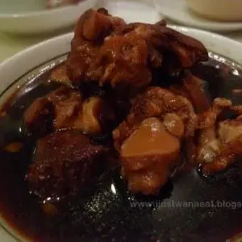 Pork Leg with Vinegar