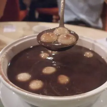 Red Bean Cream With Glutinous Rice Dumplingl