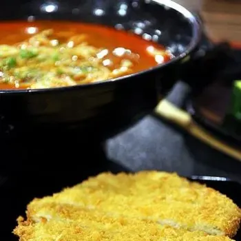 Chicken Chop Spicy Ramen Set