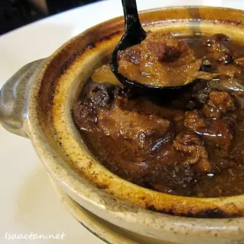 Claypot Vinegar Trotters
