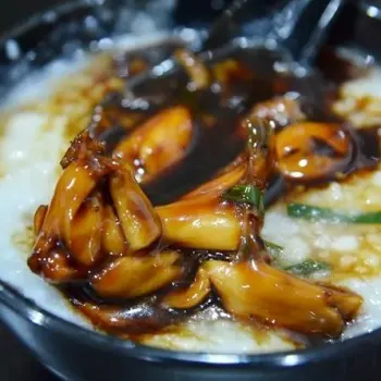Plain Porridge with “Kung Pow” Eel