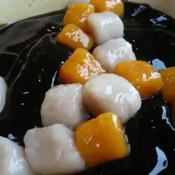 仙草、芋圆和薯圆