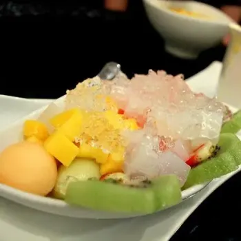 Mango Mixed Fruits Ice Cream Louye (芒果亮晶晶捞嘢)