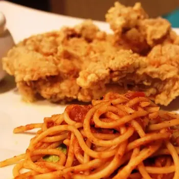Pasta And Fried Chicken