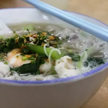 Clear Tom Yam Noodle