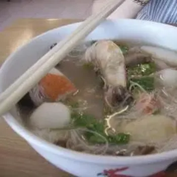 Mixed Seafood Beehun Soup