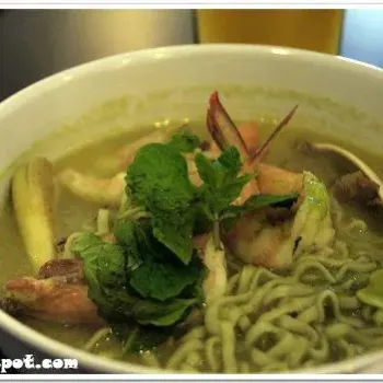 Green TomYam