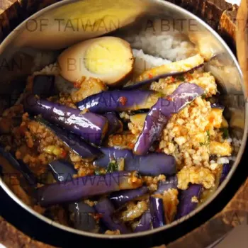 Egg plant and mince pork sauce with rice