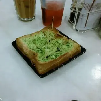 garlic bread toast