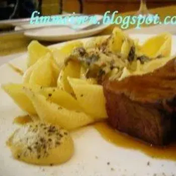 Lamb Kofta with Pasta