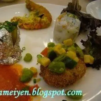 Chicken Liver,Lobster Rolls,Baked Potato,Prawn