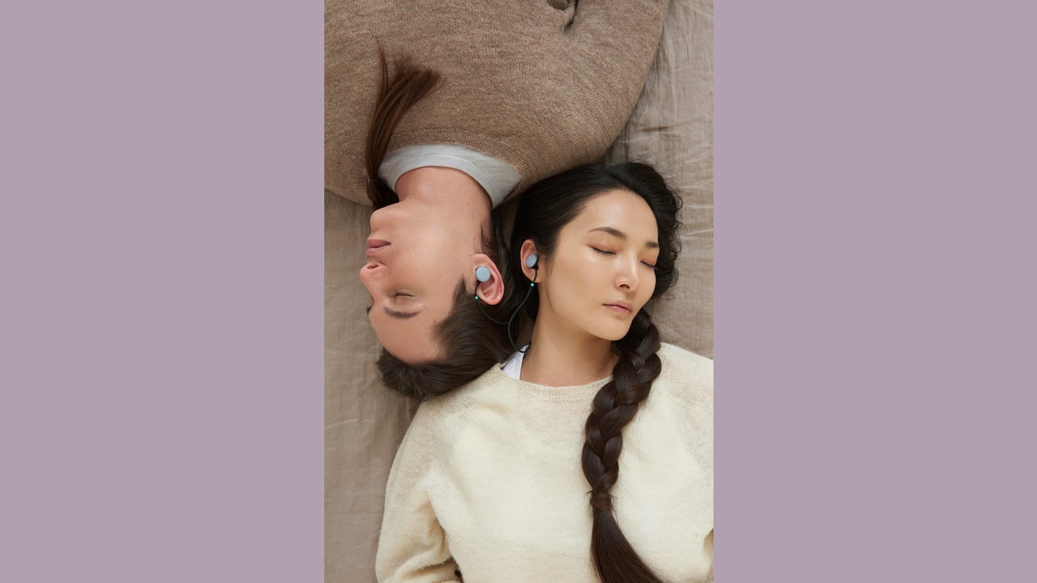 WEB 15 Softwear featuring Google Pixelbuds photo by Thomas Straub courtesy Studio Edelkoort