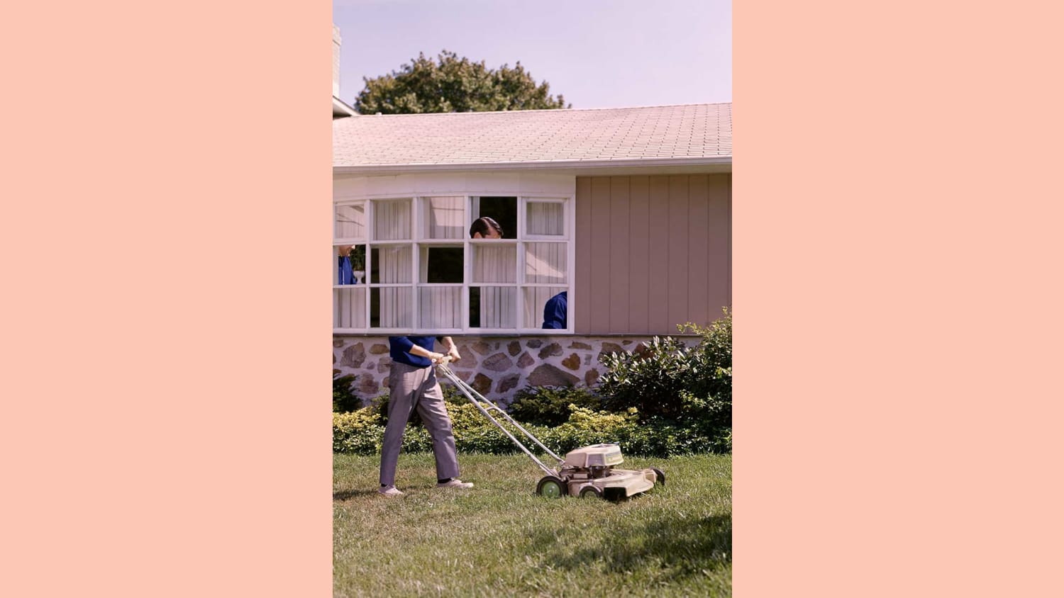 WEB Weronika Gȩsicka Untitled 16 c Weronika Gȩsicka Courtesy of the artist and The Photographers Gallery
