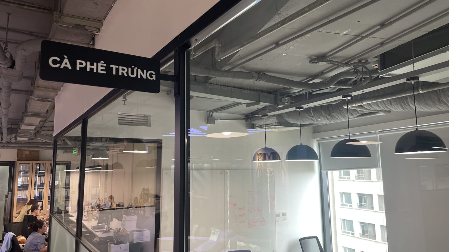 CF Trứng