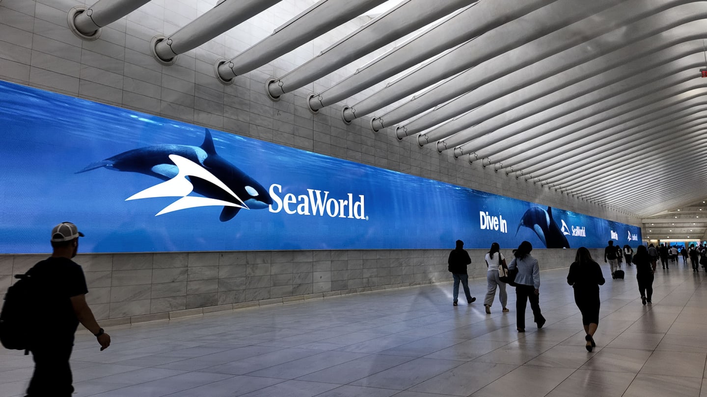 Image of SeaWorld out of home ads in the Oculus in New York.