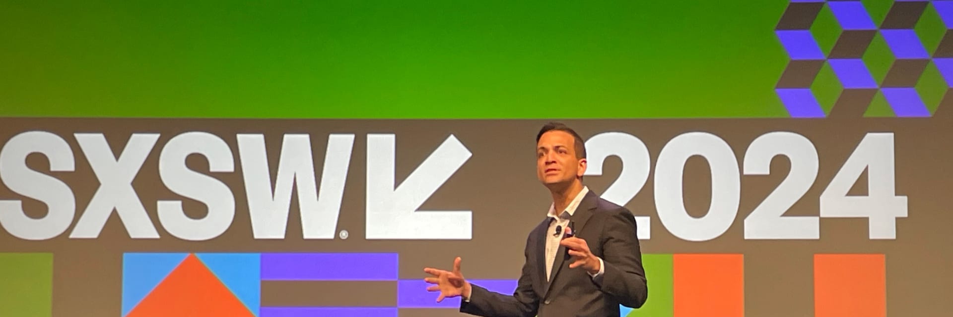 Doctor Vin Gupta on stage at SXSW 2024b
