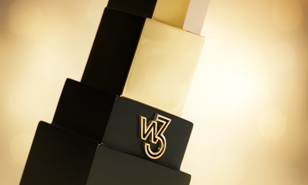 TH Banner W32025 2