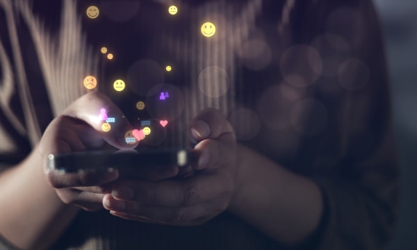 Audience engagmenet smartphone Getty Images 2220733212