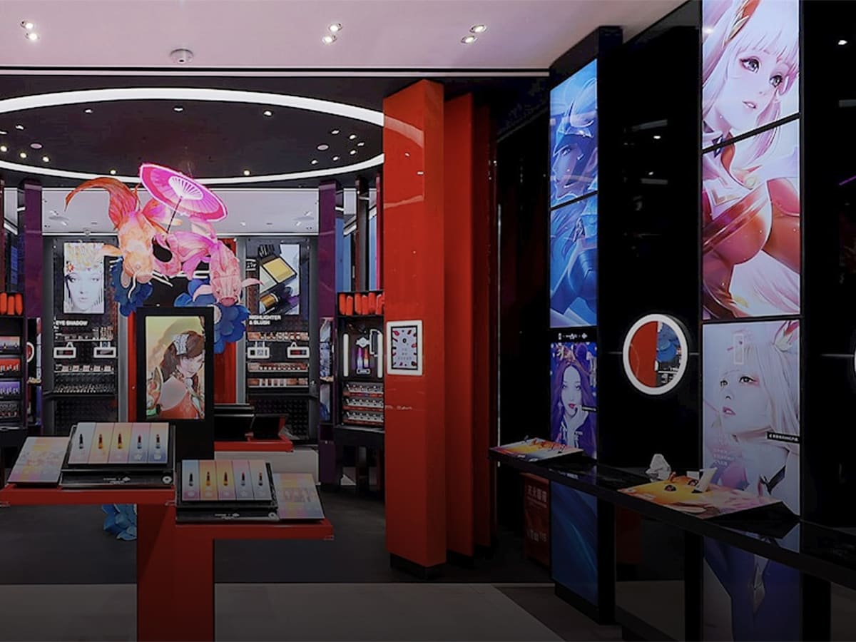 MAC Cosmetics Experience Center